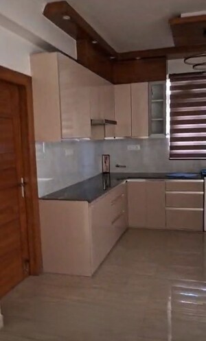 Kitchen in 4 BHK Apartment at The Chhatrapati Shivaji CGHS, Sector 45 – for Rent