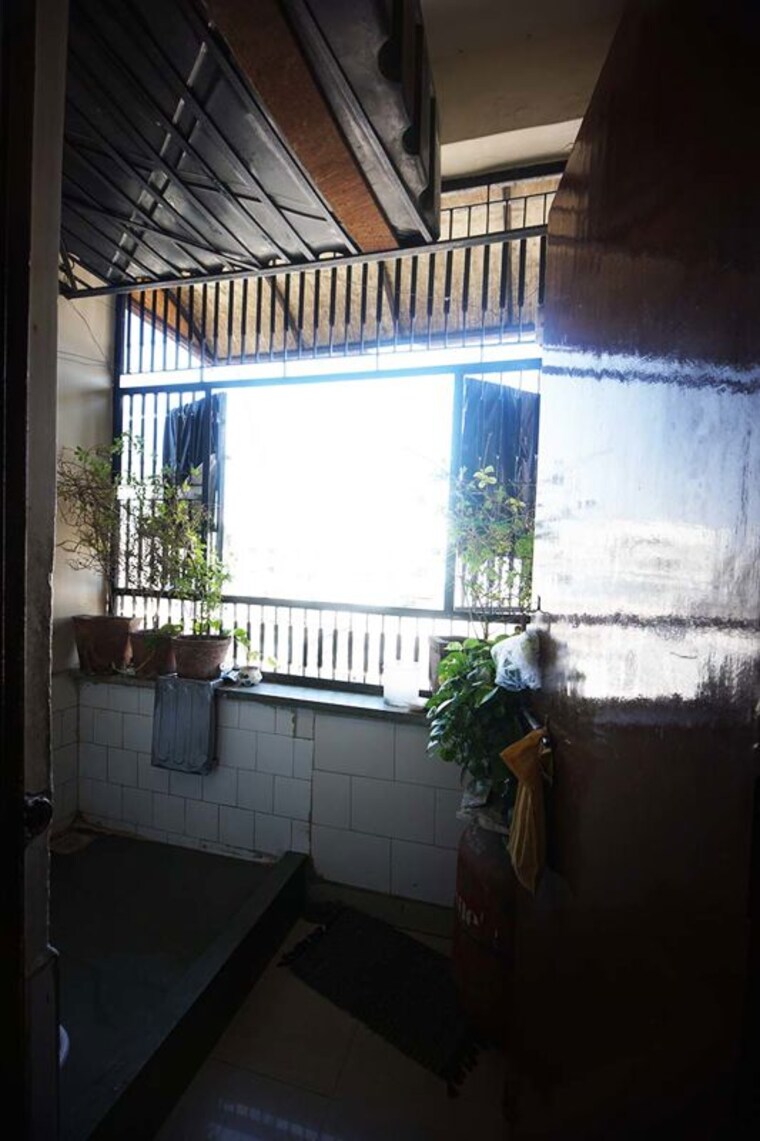 Balcony, maninagar 3 Bedroom 137 Sq.Yd. Apartment In Maninagar Ahmedabad 10587059