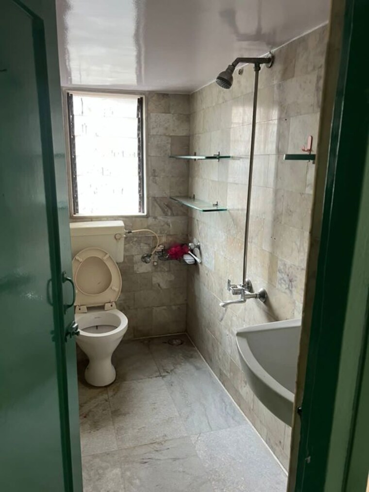 Bathroom, mangal-darshan-apartment 2 Bedroom 1300 Sq.Ft. Apartment In Bandra West Mumbai 10587069