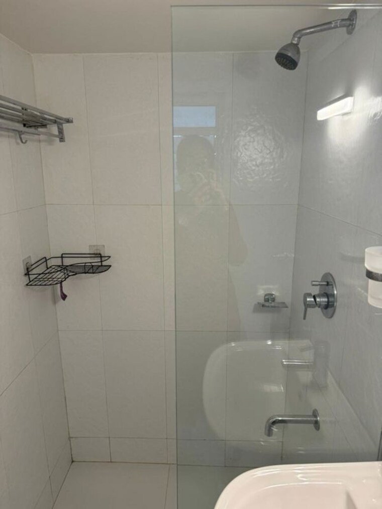 Bathroom, mangal-darshan-apartment 2 Bedroom 1300 Sq.Ft. Apartment In Bandra West Mumbai 10587069