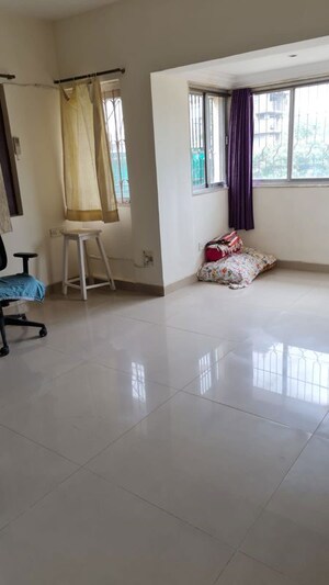 Living Room in 2 BHK Apartment at Mangal Darshan Apartment, Bandra West – for Rent