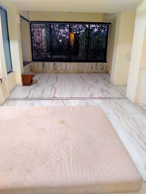 Bedroom in 2 BHK Apartment at Mangal Darshan Apartment, Bandra West – for Rent