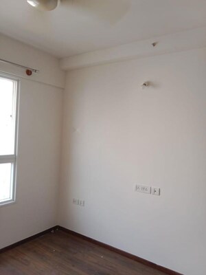 2 BHK Apartment For Rent in Mahaveer Celesse, Hunasamaranahalli