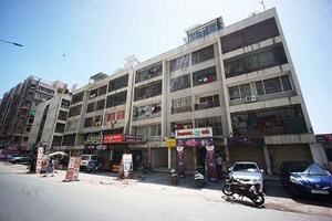  Shop For Sale in Chandkheda
