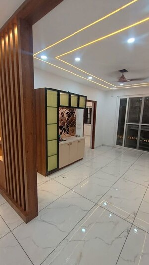 Room in 3 BHK Apartment at Trendsquares Ambience, Thanisandra Main Road – for Rent
