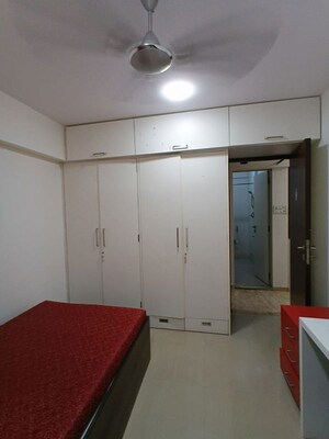 Room in 2 BHK Apartment at Shrishti Synchronicity, Chandivali – for Rent