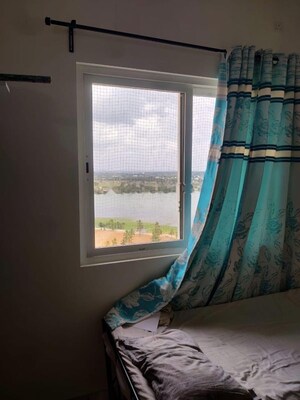 Room in 3 BHK Apartment at Prestige Finsbury Park Hyde, Bagaluru – for Rent
