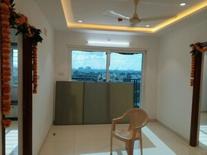Furnished Amenities in 2 BHK Apartment at Aparna Sarovar Zenith, Nallagandla – for Rent