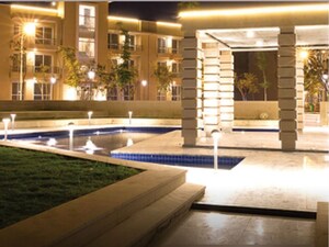  Builder Floor – Exterior View View at BPTP Parkland Pride, Sector 77 - for Sale