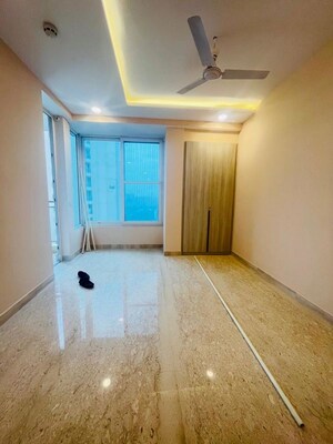 3.5 BHK Apartment For Rent in Ambience Tivertone, Sector 50