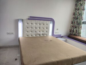 Bedroom in 3 BHK Apartment at Oberoi Exquisite Goregaon, Goregaon East – for Rent