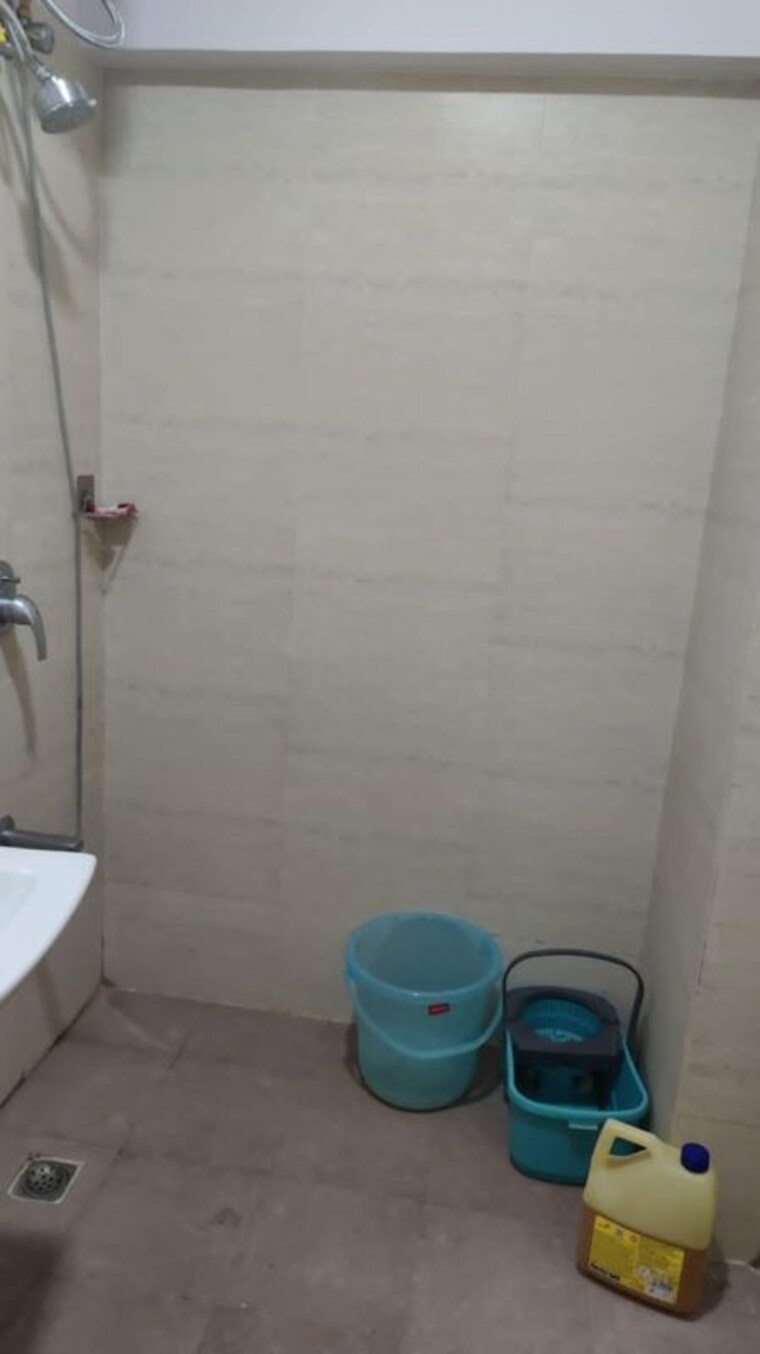 Bathroom, dlf-westend-heights-new-town 3 Bedroom 1295 Sq.Ft. Apartment In Akshayanagar Bangalore 10587182