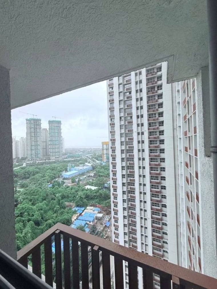 Balcony, piramal-vaikunth 1 Bedroom 500 Sq.Ft. Apartment In Balkum Pada Thane 10587168