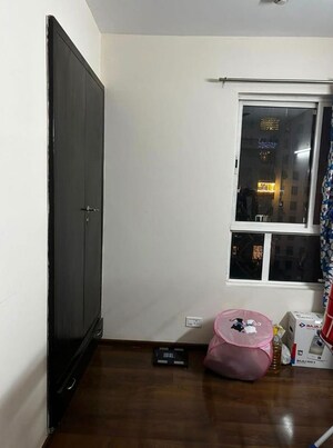Furnished Amenities in 2.5 BHK Apartment at 3C Lotus Boulevard, Sector 100 – for Rent