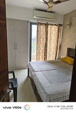 3.5 BHK + Study Room 1650 Sq.Ft. Apartment in Metro Suites Glitz
