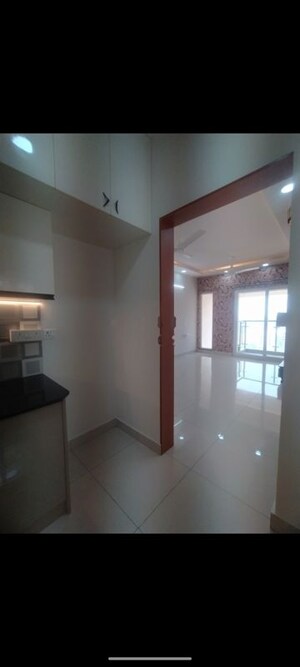 Room in 2 BHK Apartment at Provident Park Square, Kanakapura Road – for Rent
