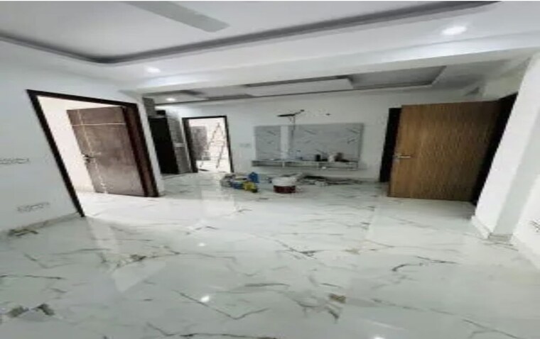 Hall, kalkaji 3 Bedroom 100 Sq.Yd. Builder Floor In Kalkaji Delhi 10584880