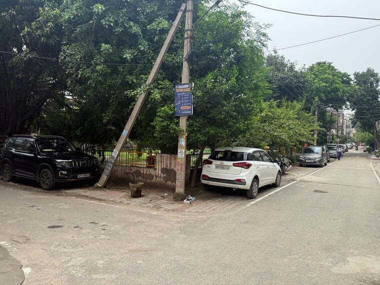  Parking, vasundhara sector 2 3 Bedroom 1500 Sq.Ft. Builder Floor In Vasundhara Sector 2 Ghaziabad 10587245
