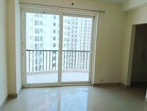 Room in 2 BHK Apartment at Amrapali Hanging Gardens, Sector 107 – for Rent