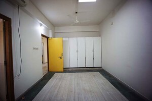 Room in  Showroom at Jivraj Park – for Sale