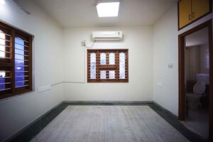 Room in  Showroom at Jivraj Park – for Sale