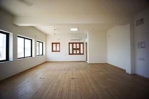 Bedroom in  Showroom at Jivraj Park – for Sale