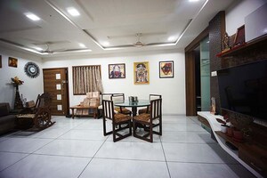 Gym in  Showroom at Jivraj Park – for Sale