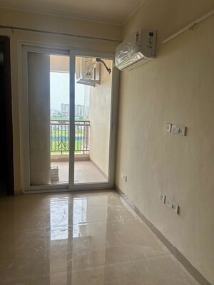 Room in 4 BHK Apartment at Affinity Greens, International Airport Road – for Rent