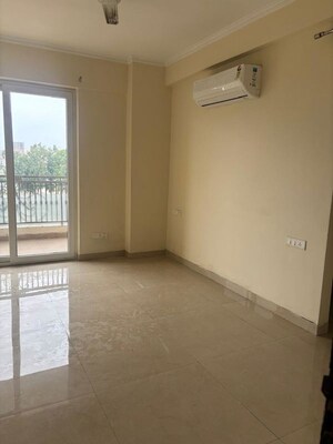 Room in 4 BHK Apartment at Affinity Greens, International Airport Road – for Rent