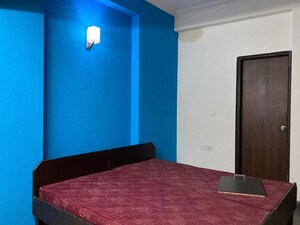 Room in 1 RK Builder Floor at RWA Apartments Sector 53, Sector 53 – for Rent