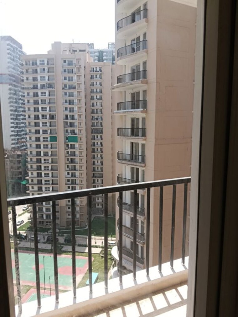 Exterior View, amrapali-hanging-gardens 2.5 Bedroom 1350 Sq.Ft. Apartment In Sector 107 Noida 10587295