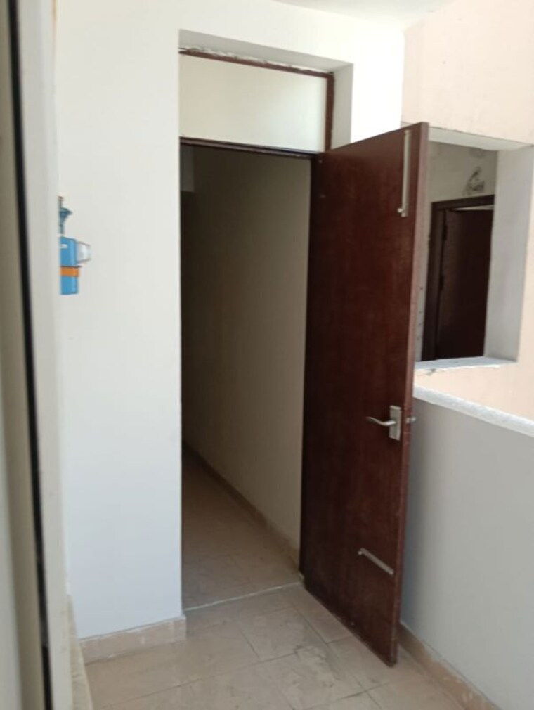 undefined, amrapali-hanging-gardens 2.5 Bedroom 1350 Sq.Ft. Apartment In Sector 107 Noida 10587295