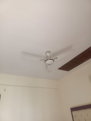 Furnished Amenities in 2 BHK Apartment at Divyansh Flora, Sector 16c Greater Noida – for Rent