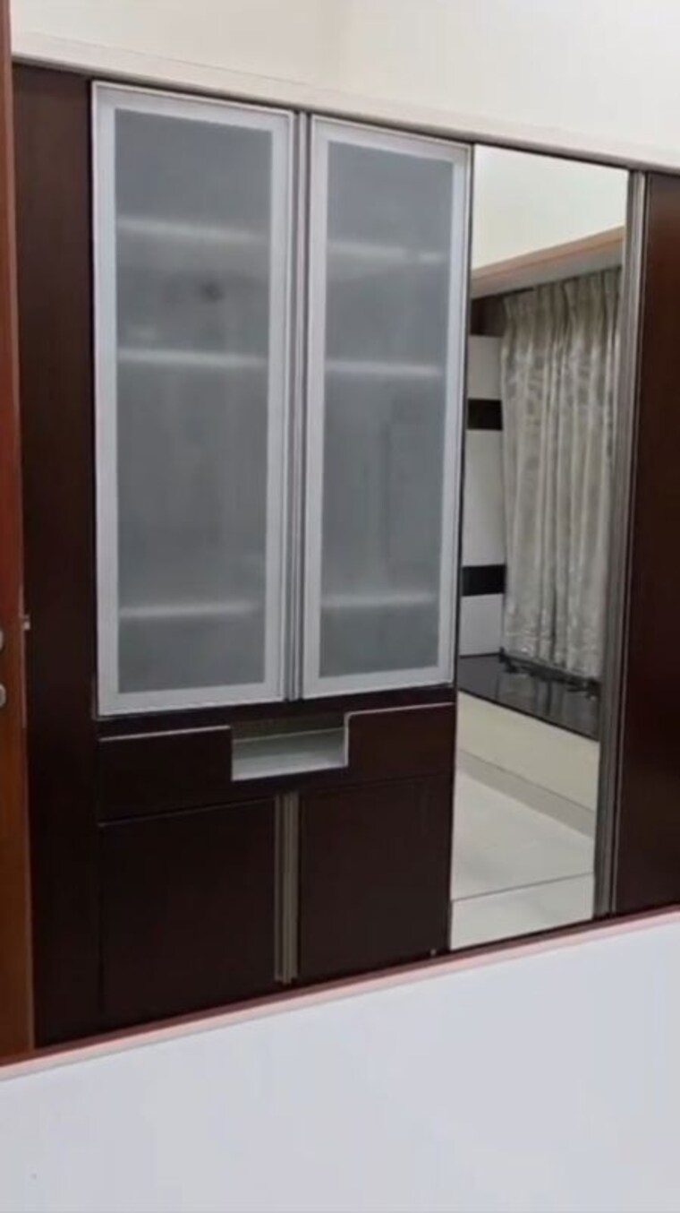 Bathroom, kumar-peninsula 3 Bedroom 1600 Sq.Ft. Apartment In Baner Pune 10587322