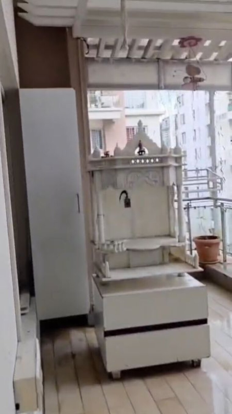 Bathroom, kumar-peninsula 3 Bedroom 1600 Sq.Ft. Apartment In Baner Pune 10587322