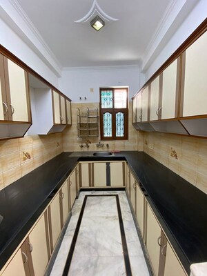 Kitchen in 2.5 BHK Villa at Sector 46 – for Rent