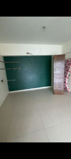 Furnished Amenities in  Office Space at Kingston Apartment Vile Parle, Vile Parle East – for Rent