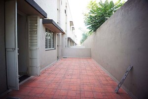 Room in 4 BHK Independent House at Hathijan – for Sale