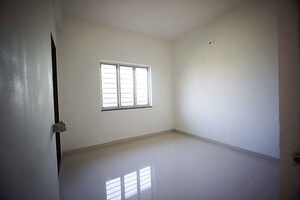 Room in 4 BHK Independent House at Hathijan – for Sale
