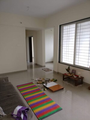 Room in 2 BHK Apartment at Warje – for Rent