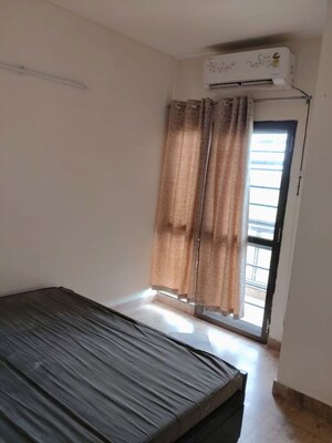 Room in 3 BHK Apartment at Sector 85 – for Rent