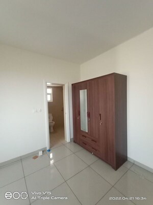 Room in 2 BHK Apartment at DSR RR Avenues, Yelahanka – for Rent