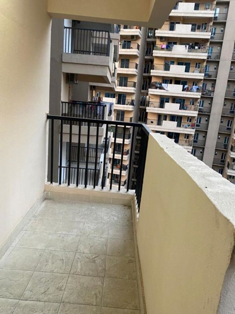 Balcony, gaur-city-2-14th-avenue 2 Bedroom 1075 Sq.Ft. Apartment In Sector 16c Greater Noida Greater Noida 10587475