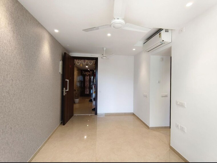 Room, hiranandani-regent-hill 1 Bedroom 550 Sq.Ft. Apartment In Powai Mumbai 10587496