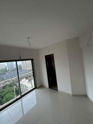 Furnished Amenities in 3 BHK Apartment at Sheth Avante, Kanjurmarg West – for Rent