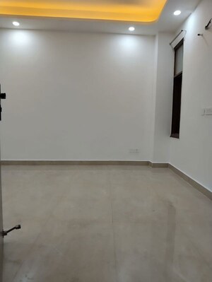 Room in 1 BHK Builder Floor at Neb Sarai – for Rent