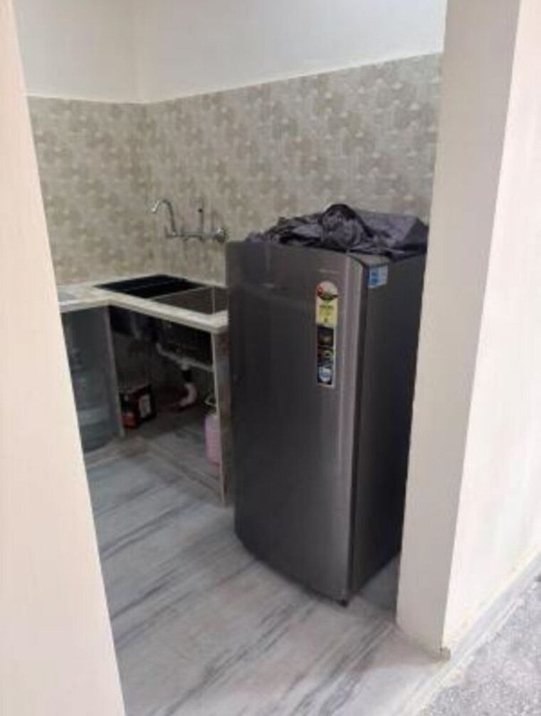 Kitchen, mahendru enclave 2 Bedroom 900 Sq.Ft. Builder Floor In Mahendru Enclave Delhi 10572207