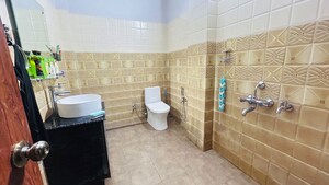 Bathroom in 2 BHK Apartment at Omaxe R2, Gomti Nagar – for Rent