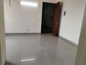 Room in 3 BHK Apartment at Emaar Emerald Estate, Sector 65 – for Rent