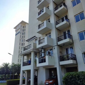 3 BHK Apartment – Exterior View View at Emaar Emerald Estate, Sector 65 - for Rent